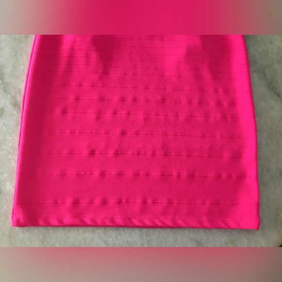 Bozzolo Hot Pink Stretch Ribbed Dress - Picture 9 of 16